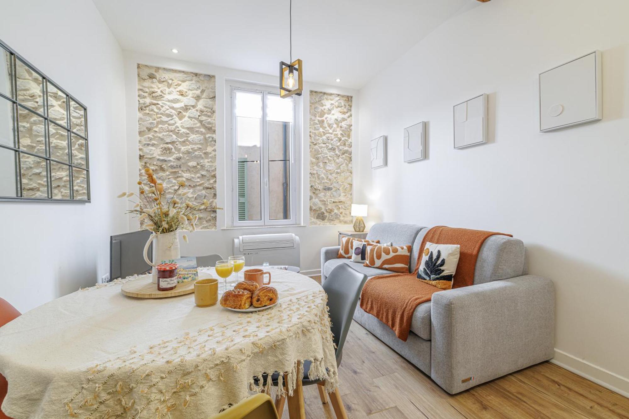 Old Town Antibes Superb New Flat, For 3, Ac, Wi-Fi Lejlighed Eksteriør billede