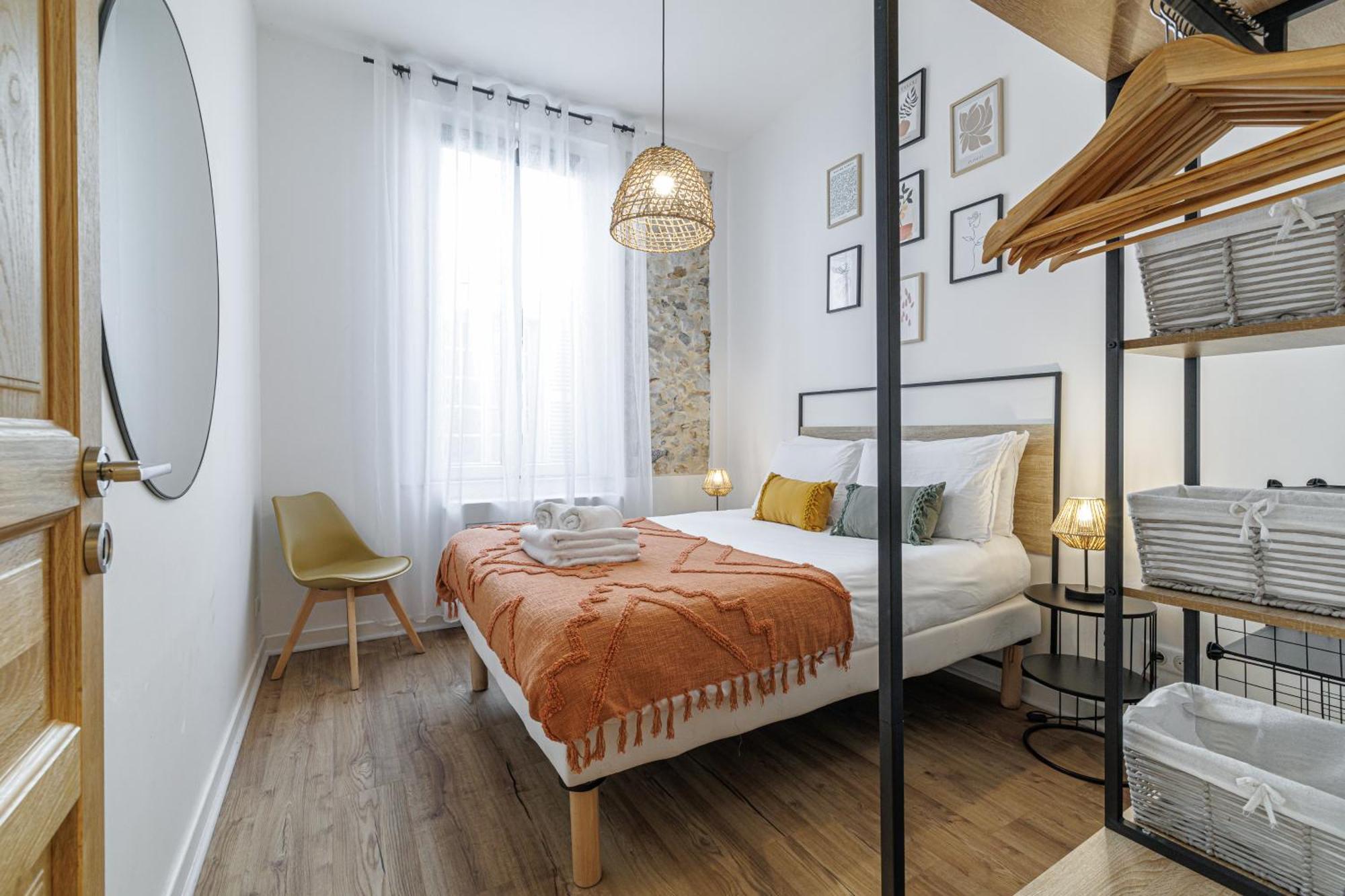 Old Town Antibes Superb New Flat, For 3, Ac, Wi-Fi Lejlighed Eksteriør billede
