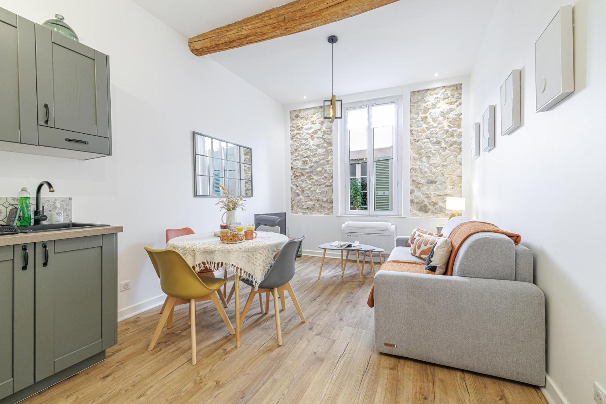 Old Town Antibes Superb New Flat, For 3, Ac, Wi-Fi Lejlighed Eksteriør billede